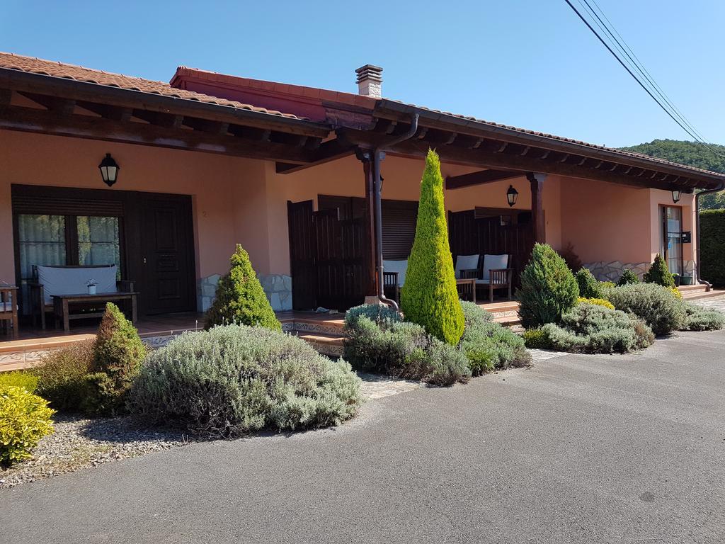 Apartamentos El Pedrayu Onís Exterior photo